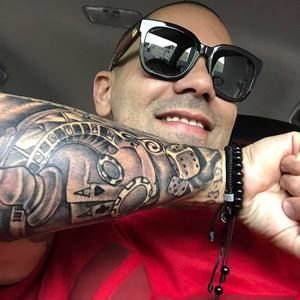 Meet your Posher, Chris